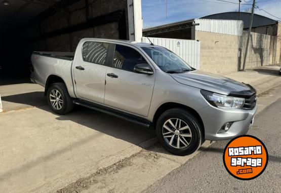 Camionetas - Toyota hilux 2018 Diesel 70000Km - En Venta