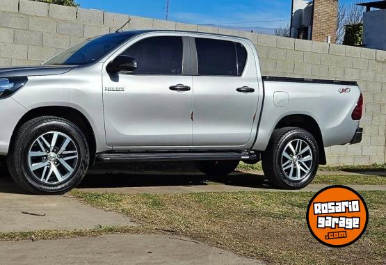 Camionetas - Toyota hilux 2018 Diesel 70000Km - En Venta