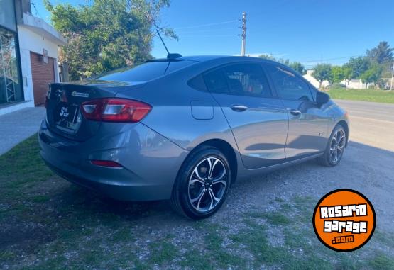 Autos - Chevrolet Cruze 1.4 4ptas midnight 2022 Nafta 32000Km - En Venta