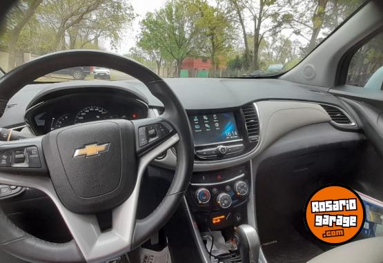 Camionetas - Chevrolet Tracker LTZ  AT 4x4 2018 GNC 99000Km - En Venta