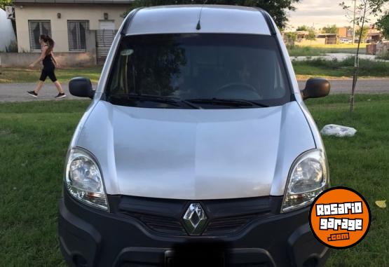 Utilitarios - Renault Kangoo 2014 GNC 160000Km - En Venta