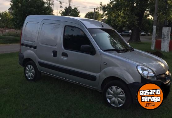 Utilitarios - Renault Kangoo 2014 GNC 160000Km - En Venta