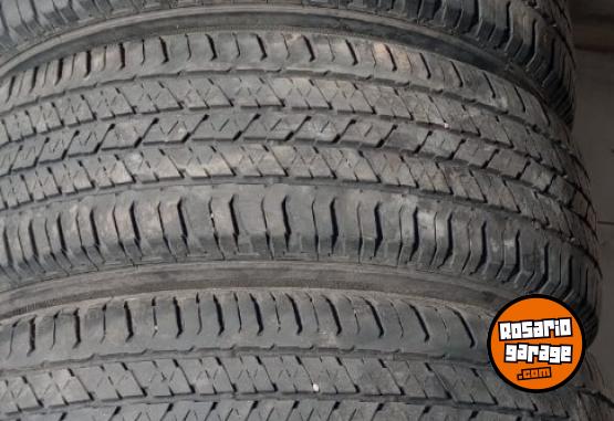 Accesorios para Autos - CUBIERTAS 215/65 R16 - En Venta