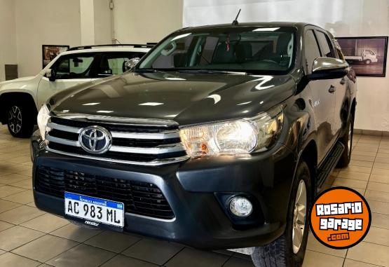 Camionetas - Toyota Hilux SRV 2018 Diesel 91000Km - En Venta