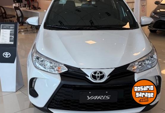 Autos - Toyota Yaris 2024 Nafta 0Km - En Venta