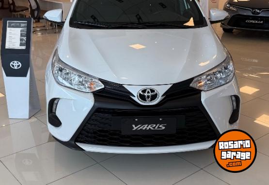 Autos - Toyota Yaris 2024 Nafta 0Km - En Venta