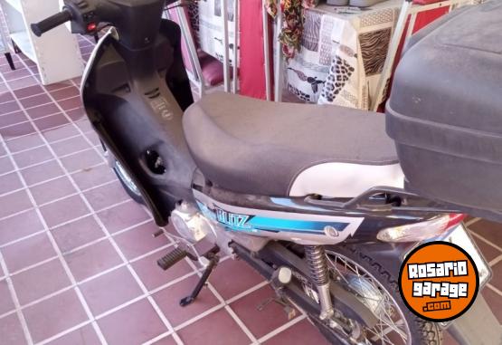 Motos - Motomel Base 2022 Nafta 1600Km - En Venta