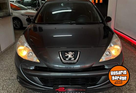 Autos - Peugeot 207 Compact Active 2013 Nafta 155000Km - En Venta