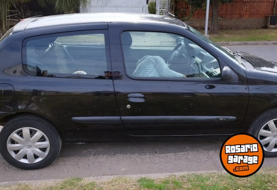 Autos - Renault Clio Yahoo 2012 Nafta 128000Km - En Venta