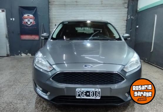 Autos - Ford Focus III 2.0 se plus 2015 Nafta 177000Km - En Venta