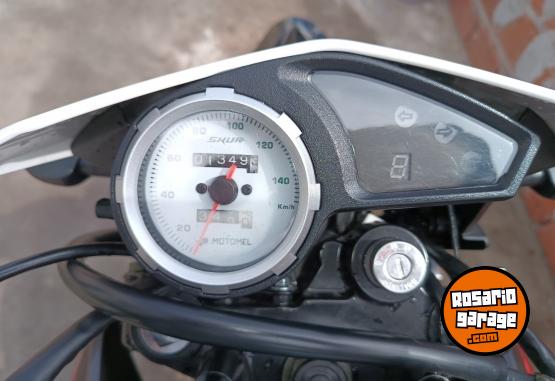 Motos - Motomel skua 150 2024 Nafta 1349Km - En Venta