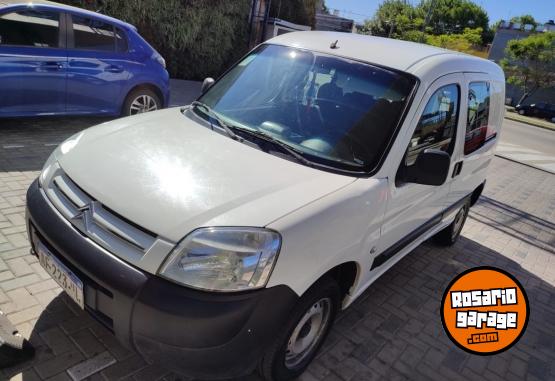 Utilitarios - Citroen Berlingo 2022 Diesel 115000Km - En Venta