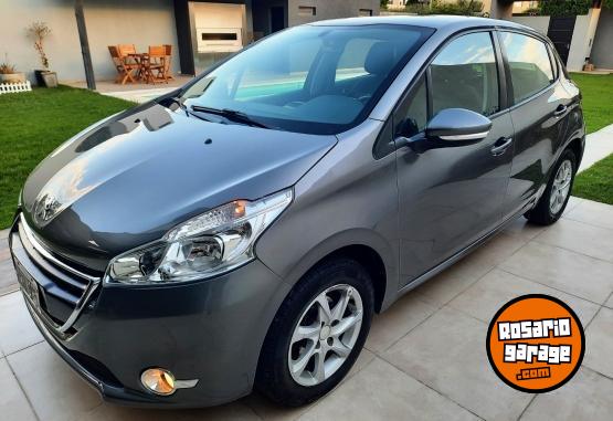 Autos - Peugeot 208 2014 Nafta 100000Km - En Venta