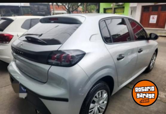 Autos - Peugeot 208 2022 Nafta 60000Km - En Venta