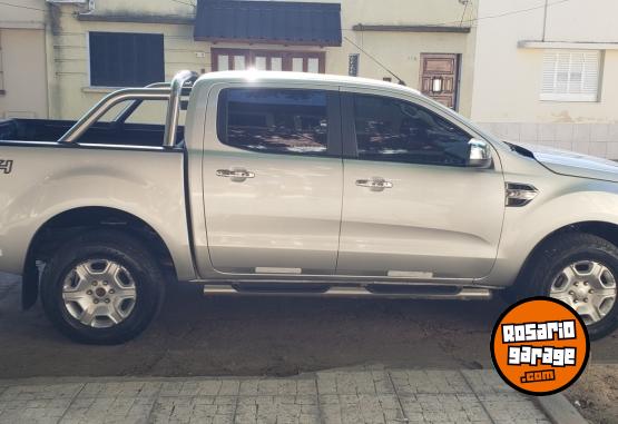 Camionetas - Ford Ranger 1ra mano permuto 2018 Diesel 118000Km - En Venta