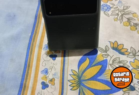 Telefona - Motorola Razr 40 - En Venta