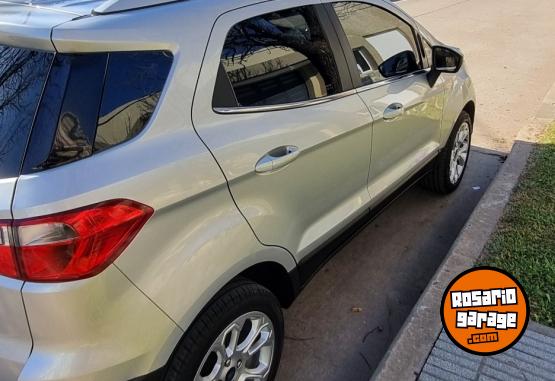 Autos - Ford ECOSPORT 2021 Nafta 80000Km - En Venta