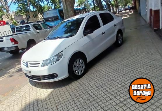 Autos - Volkswagen Voyage 2011 Nafta 180000Km - En Venta