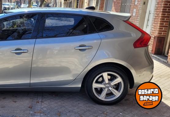 Autos - Volvo Volvo v40 T4 1.6 170cv 2014 Nafta 120000Km - En Venta