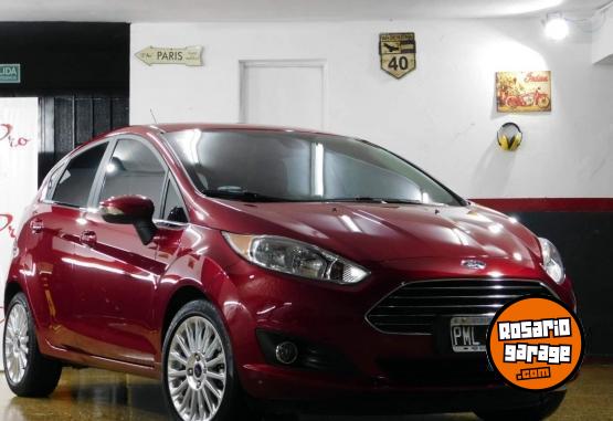 Autos - Ford Fiesta TITANIUN 2016 Nafta 100000Km - En Venta