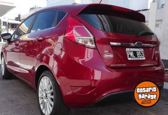 Autos - Ford Fiesta TITANIUN 2016 Nafta 100000Km - En Venta