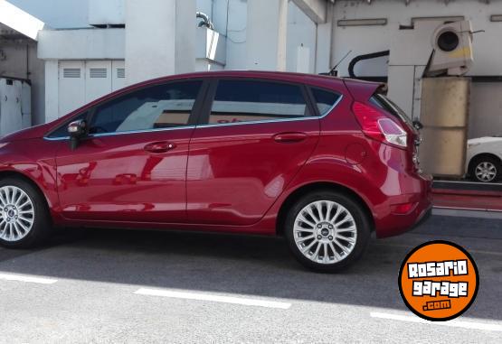 Autos - Ford Fiesta TITANIUN 2016 Nafta 100000Km - En Venta