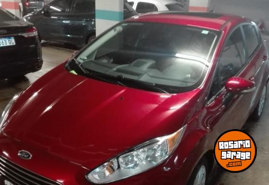 Autos - Ford Fiesta TITANIUN 2016 Nafta 100000Km - En Venta