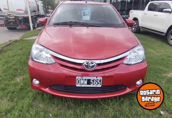 Autos - Toyota ETIOS XLS 2015 Nafta 113000Km - En Venta