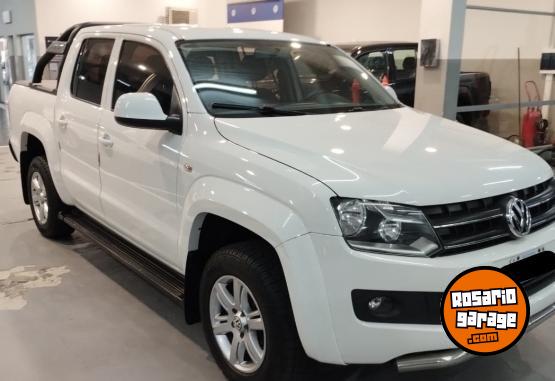 Camionetas - Volkswagen AMAROK TRENDLINE 4X2 2015 Diesel 144000Km - En Venta