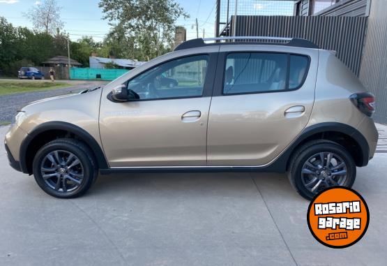 Autos - Renault Stepway Intens 1.6 CVT 2021 Nafta 31000Km - En Venta