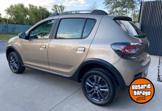 Autos - Renault Stepway Intens 1.6 CVT 2021 Nafta 31000Km - En Venta