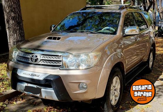 Camionetas - Toyota SW4. 4x4. SRv. 3.0 TD/AT 2010 Diesel 275000Km - En Venta