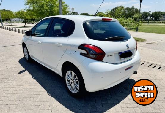 Autos - Peugeot 208 allure 2019 Nafta 53000Km - En Venta