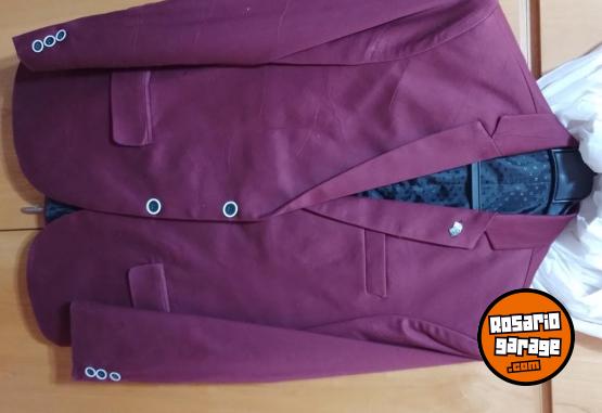 Indumentaria - SACO PARA GRADUACIN RHOLAND LIBERO. - En Venta