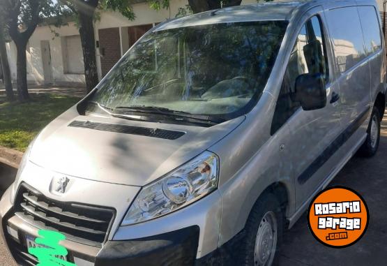 Utilitarios - Peugeot expert 2016 Nafta 180000Km - En Venta