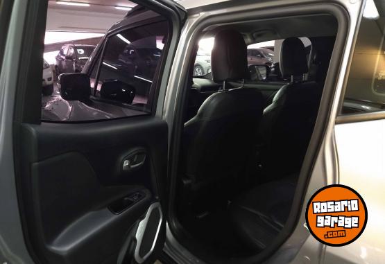 Camionetas - Jeep Renegade Longitude 1.8L 2020 Nafta 78900Km - En Venta