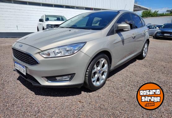 Autos - Ford Focus 5P 2.0L N MT SE Plu 2017 Nafta 108700Km - En Venta