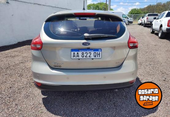 Autos - Ford Focus 5P 2.0L N MT SE Plu 2017 Nafta 108700Km - En Venta