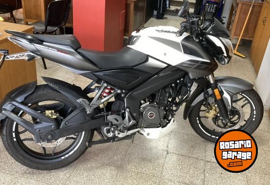 Motos - Bajaj Rouser NS 200 2018 Nafta 20000Km - En Venta