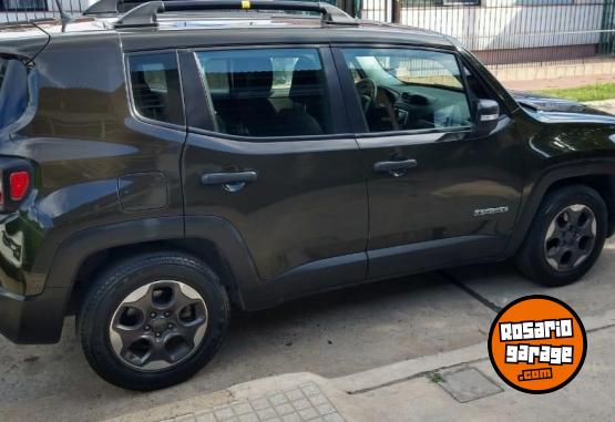 Camionetas - Jeep Renegade 2017 Nafta 110000Km - En Venta