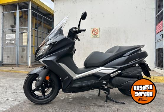 Motos - Kymco Downtown 350 2023 Nafta 8100Km - En Venta