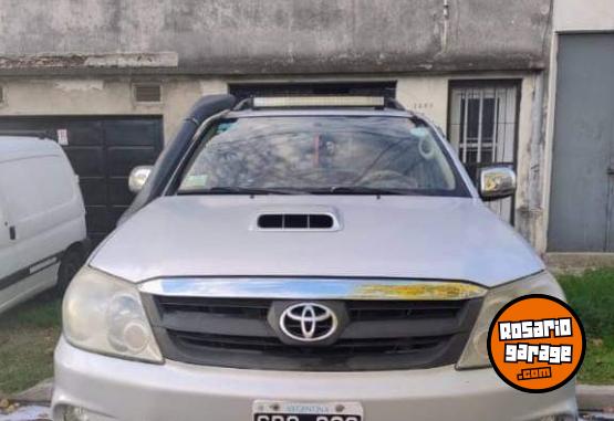 Camionetas - Toyota Hilux sw4 4x4 2007 Diesel 212676Km - En Venta