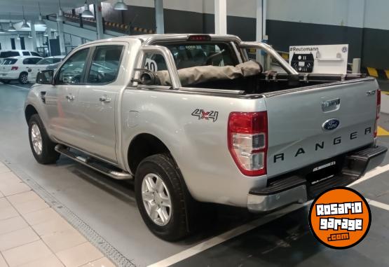 Camionetas - Ford RANGER DC 3.2 XLT 4X4 2015 Diesel 170000Km - En Venta