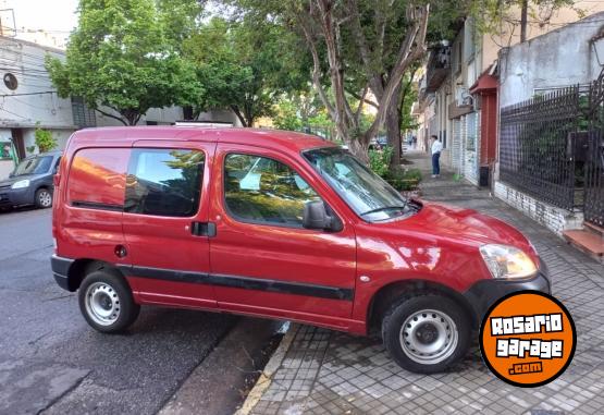 Utilitarios - Citroen Berlingo HDI 1,6 2017 Diesel 129000Km - En Venta