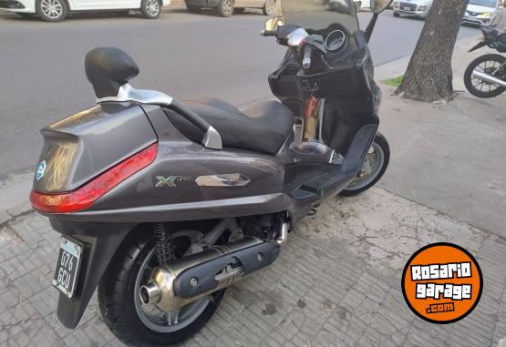 Motos - Piaggio XEvo 400 ie 2010 Nafta 50000Km - En Venta