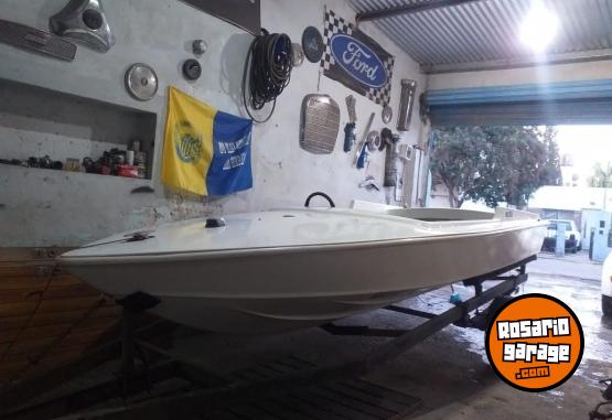 Embarcaciones - Yamaha 440 (lquido) - En Venta