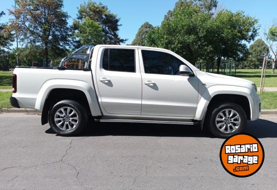 Camionetas - Volkswagen AMAROK V6 2022 Diesel 60000Km - En Venta