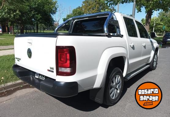 Camionetas - Volkswagen AMAROK V6 2022 Diesel 60000Km - En Venta