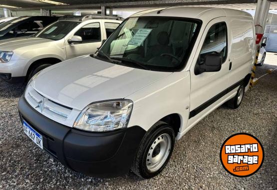 Utilitarios - Citroen BERLINGO FURGON HDI 92 BU 2022 Diesel 75271Km - En Venta