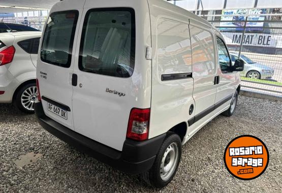 Utilitarios - Citroen BERLINGO FURGON HDI 92 BU 2022 Diesel 75271Km - En Venta